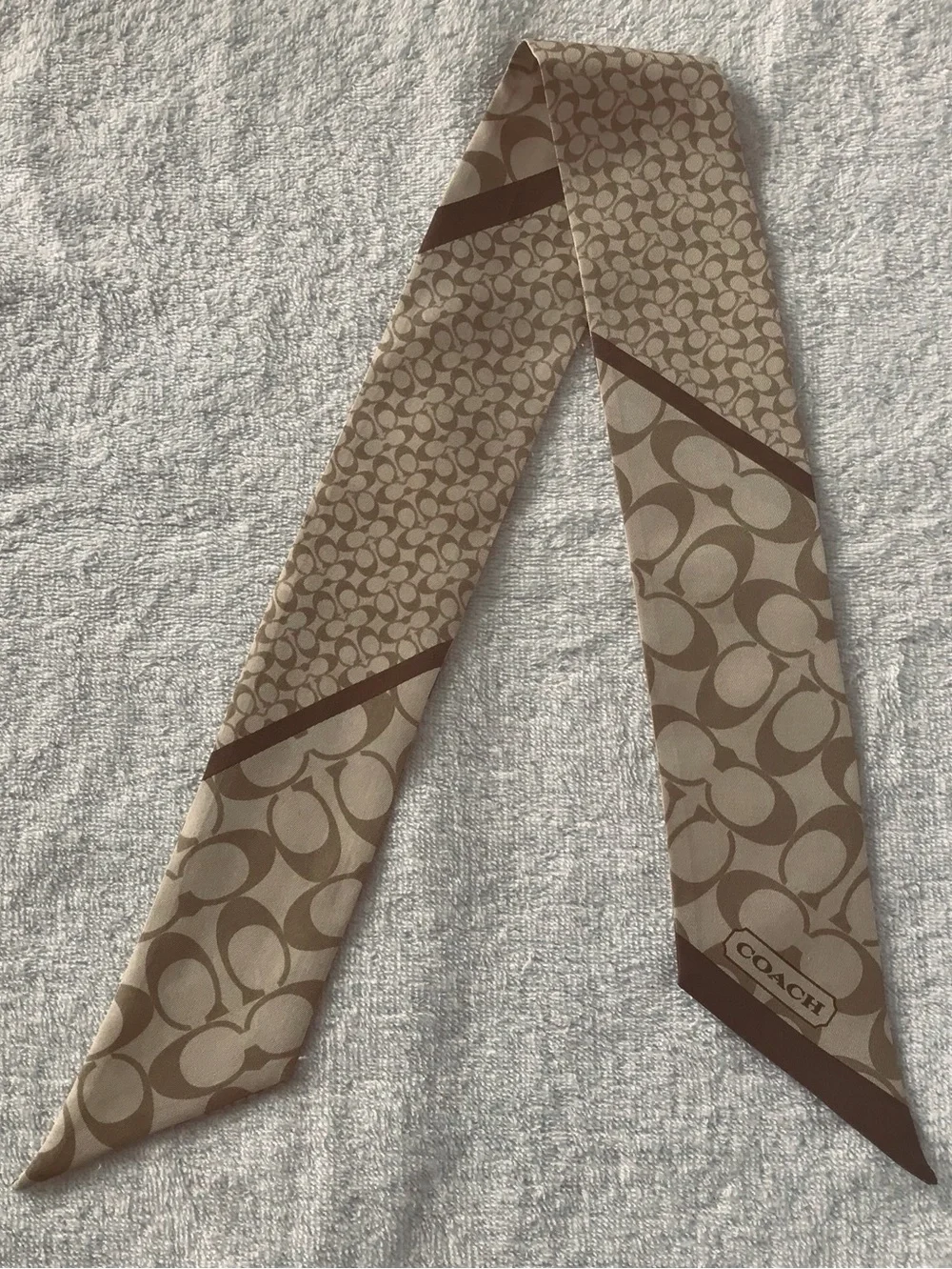 COACH Signature C 100 % Silk Skinny Brown Tan Scarf Twilly